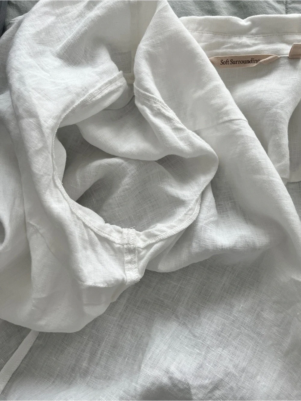 Soft Surroundings White Cotton Linen Button-Front Big Shirt (M) - Picture 10 of 11